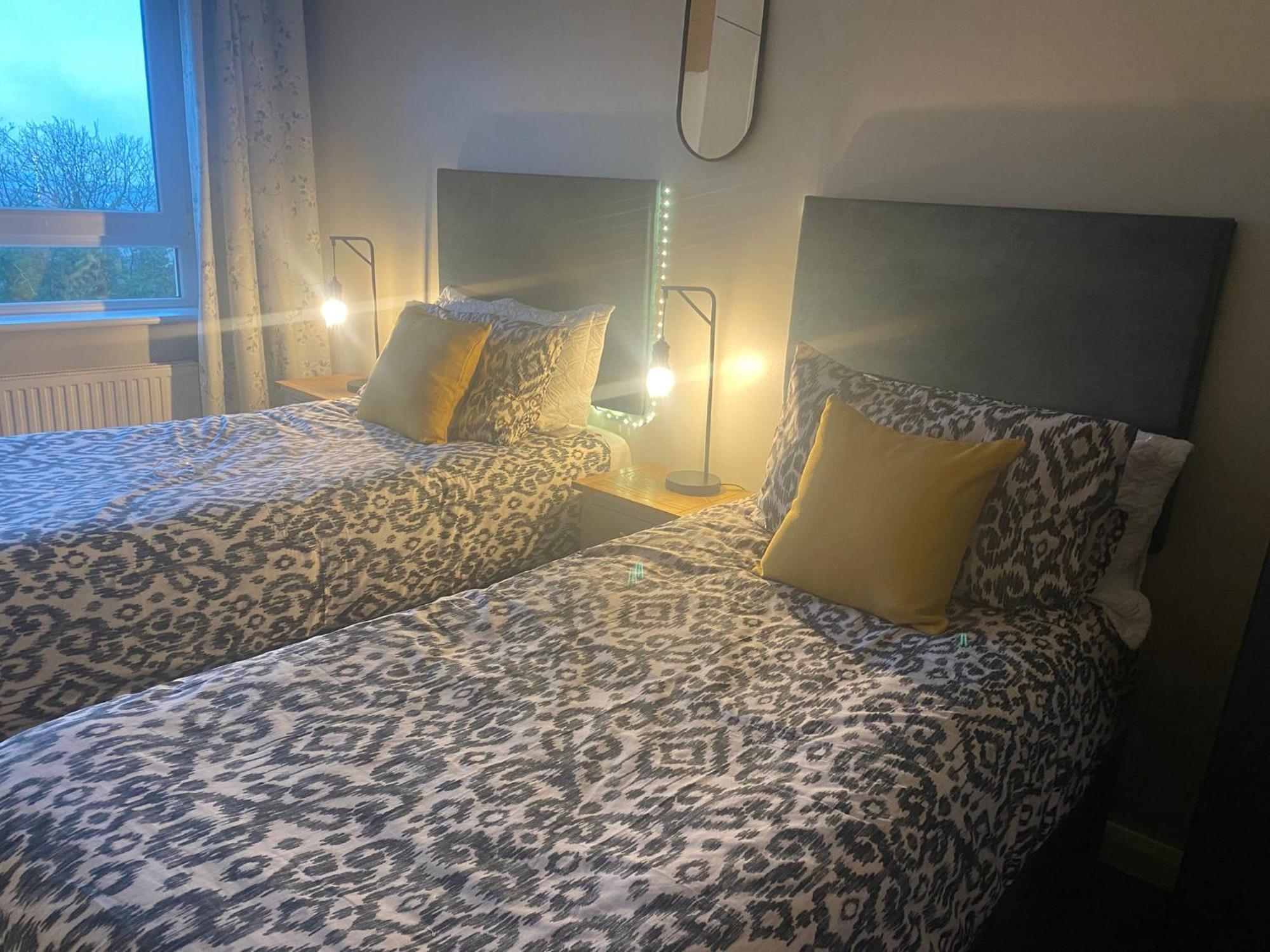 Hastings Apartments Extra Large Self Catering Apt Tourism Certified Free Parking Wifi Белфаст Экстерьер фото